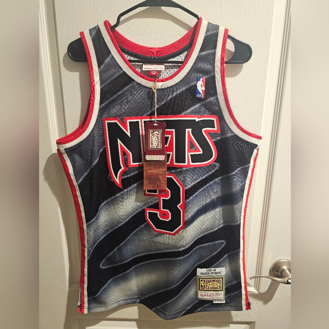 Brand New With Tags New Jersey Nets Drazen Petrovic 3 Mitchell  Ness 19901991